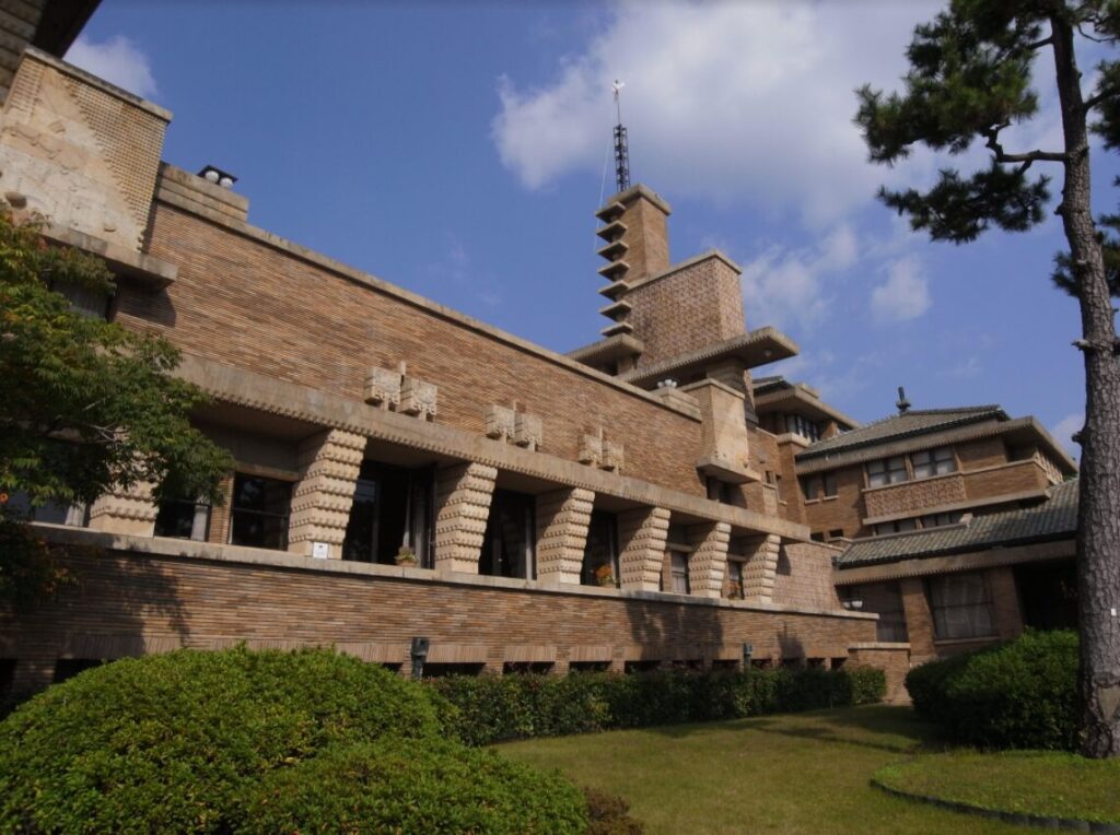 阪神間・都市と建築の記憶2 －西宮・「酒造都市」の系譜｜川島智生阪神間・都市と建築の記憶2 －西宮・「酒造都市」の系譜｜川島智生