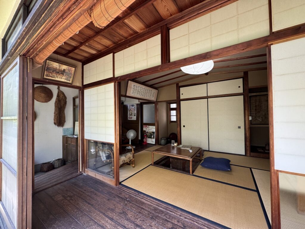 富田砕花旧居